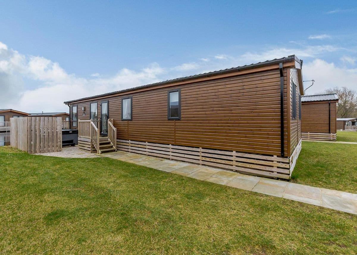 Woodland Lakes Lodges Thirsk Exterior foto